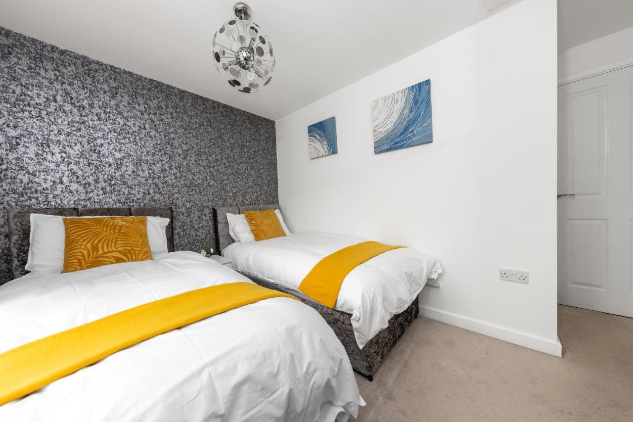 Royal House Wolverhampton - Perfect For Contractors & Large Groups Bagian luar foto